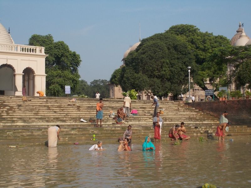dip in Ganga