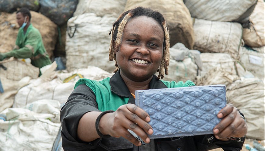 Kenyan Recycles Plastic Waste Into Bricks Stronger Than Concrete