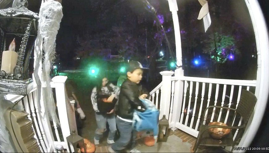 Children Refill Stranger's Empty Halloween Candy Bowl: 'Be Kind To Everyone'